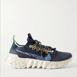 Nike Space Hippie 01